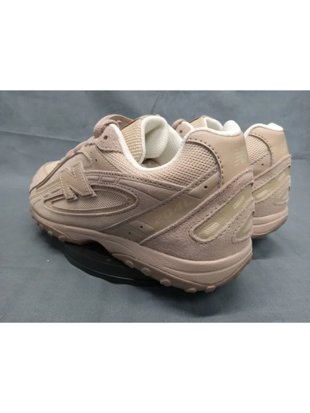 New Balance 204L Lace (GS) Sneaker G204L5CB Grey Beige Boys Size 5 NEW IN BOX!